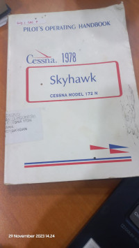 Image of PILOT'S OPERATING HANDBOOK SKYHAWK PART 3 CESSNA 172N